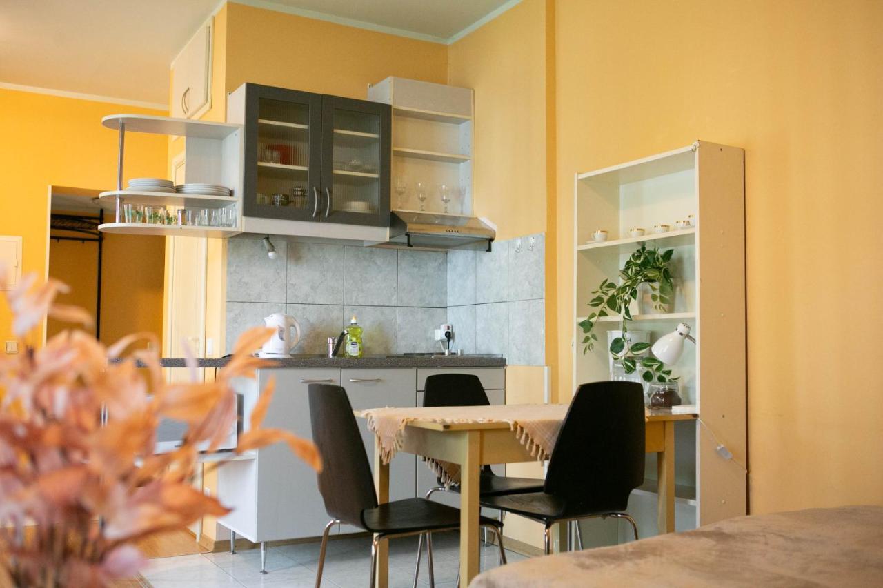 Center Of City Apartments, Bus Station 1Min, Airport 5 Min Таллин Экстерьер фото